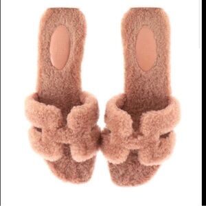 Authentic Hermes Shearling Oran Rose Aube Sandal Limited Edition Size 38.5
